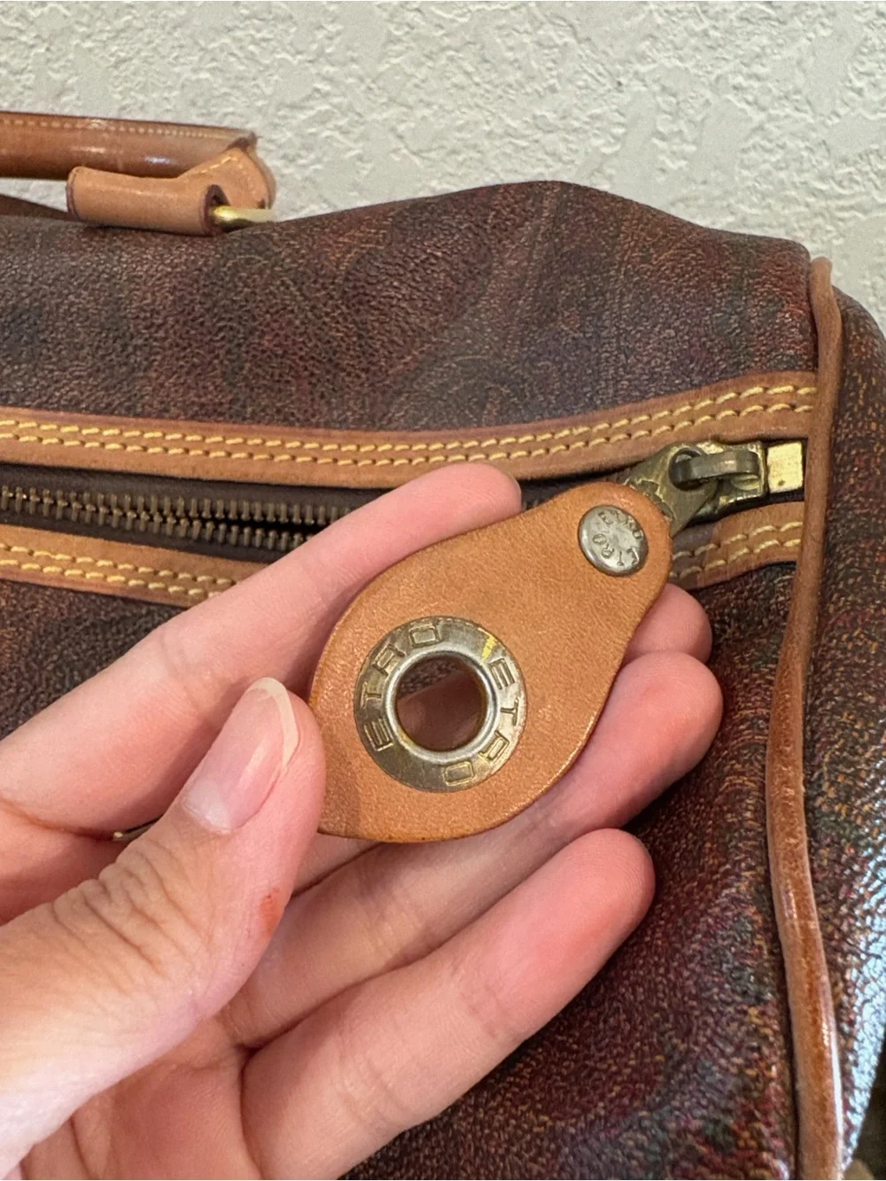 Etro Milano Paisley Duffle
Brown Leather Travel
Weekender Bag - Picture 12 of 16